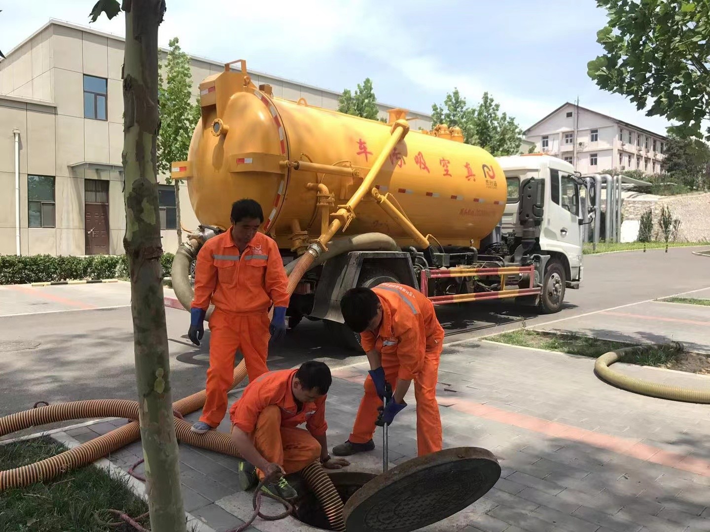 汉川化粪池清理与5-8吨吸粪车施工效率分析